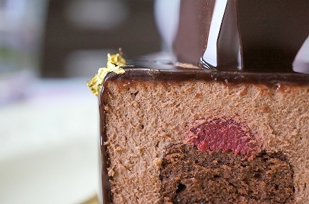 $大阪スイーツレポーターちひろのおいしいスイーツランキング-アシッドラシーヌのおいしいチョコレートケーキ