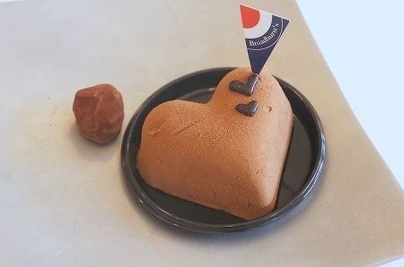$大阪スイーツレポーターちひろのおいしいスイーツランキング-ブロードハースト　チョコレートケーキ