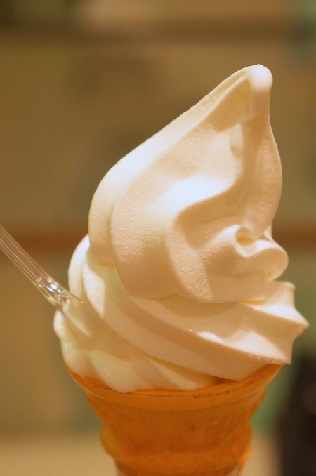 $大阪スイーツレポーターちひろのおいしいスイーツランキング-堂島ソフトクリーム