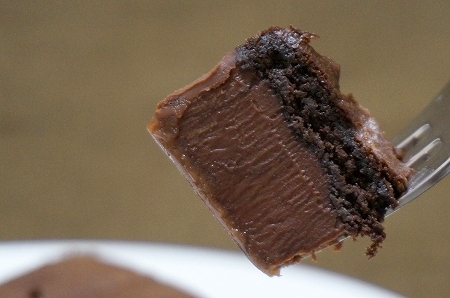 セブンイレブン　生チョコクリームのガトーショコラ