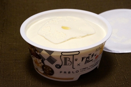 ファミマ　パブロ　コラボアイスクリーム　チーズタルト