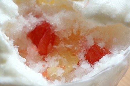 奈良かき氷　ほうせき箱　グレープフルーツエスプーマかき氷