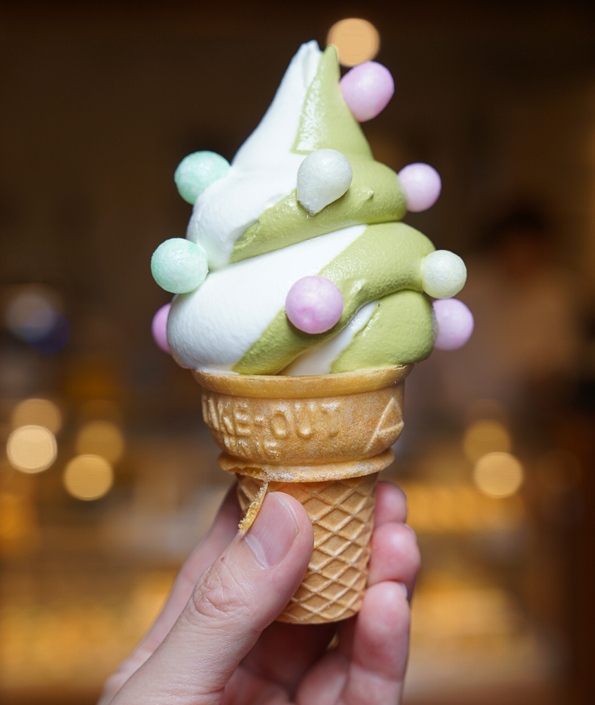 京都で美味しい抹茶ソフトクリームを堪能 京八坂プリン スイーツレポーターちひろのおいしいスイーツセレクション